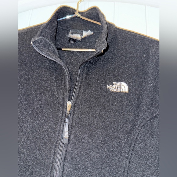 The North Face Charcoal Gray Vest - Picture 11 of 16